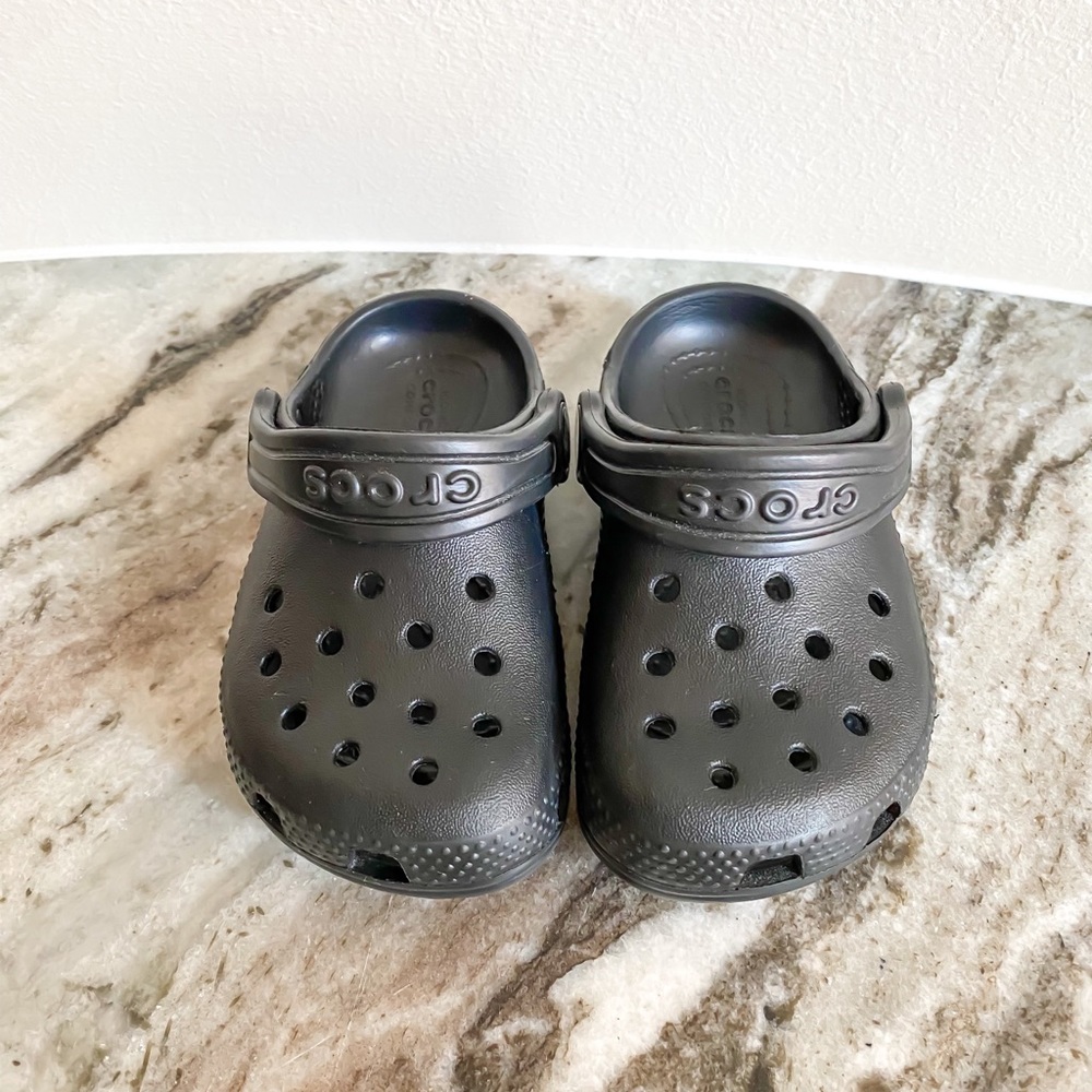 CROCS - Toddler Boy Size 7